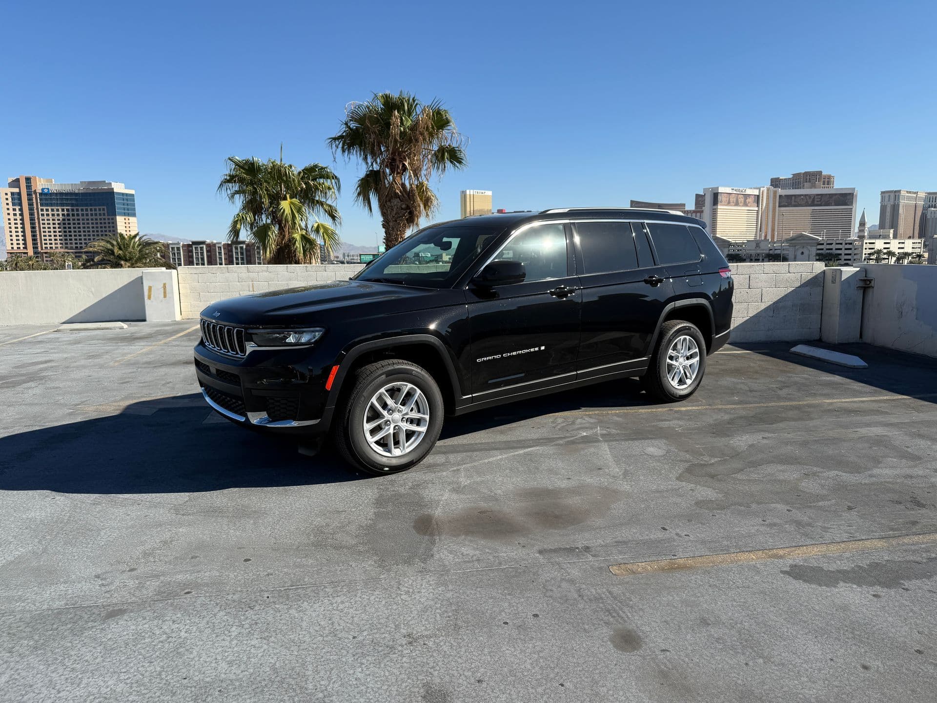 Grand Cherokee Laredo X rental in Las Vegas